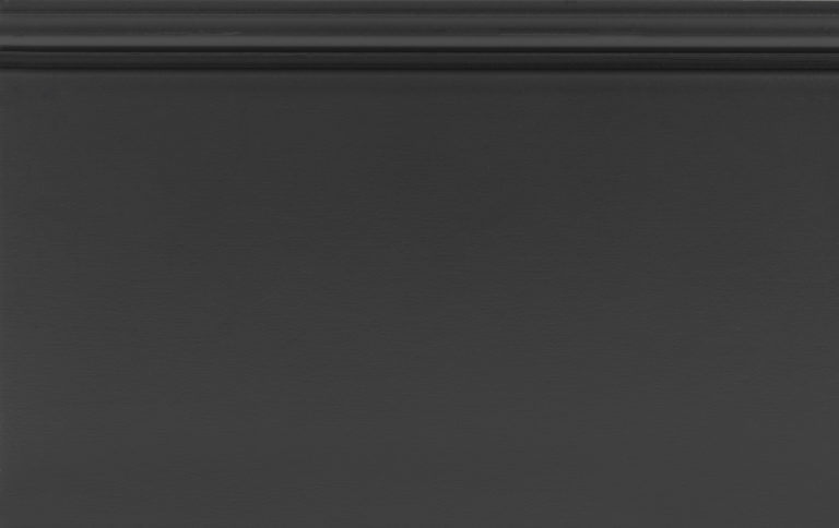 Dark panel with label 'F561/2023-02'.